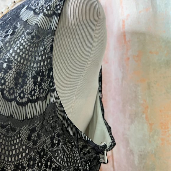 📌cb established 1962 Eye-Catching Mother of the Bride - Formal - Party  Dress - Picture 5 of 15